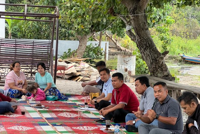 NGOBROL BARENG SANTAI SORE (NGOBRASS) KECAMATAN PANGURURAN, PEMDES LUMBAN SUHI-SUHI TORUAN SERTA WARGA DOMISILI SEBAGAI BENTUK MENJAGA TRANTIB UMUM